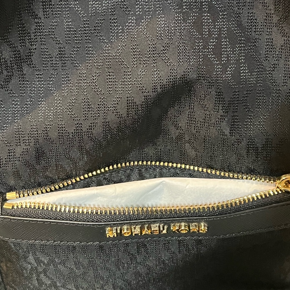 Michael Kors Morgan Backpack Black NWT - Picture 5 of 7